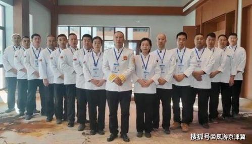 厨师过年视频,厨师大厨教你制作传统美食迎接新春佳节
